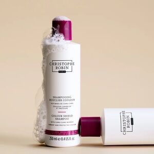 Christophe Robin COLOUR SHIELD SHAMPOO WITH CAMU-CAMU BERRIES